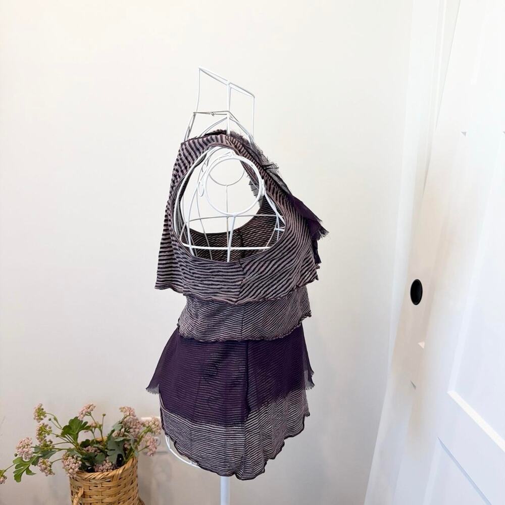 The perfect vintage y2k purple striped ruffle tank top - Picture 3 of 5
